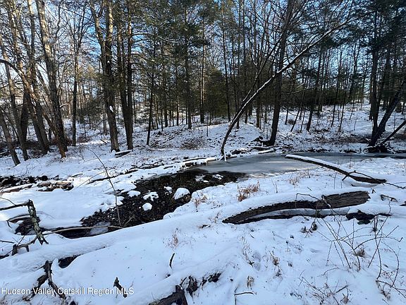 5th image of 26 Mossy Brook Road