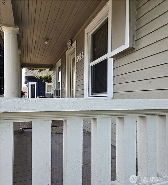3rd image of 5426 S Lawrence Street