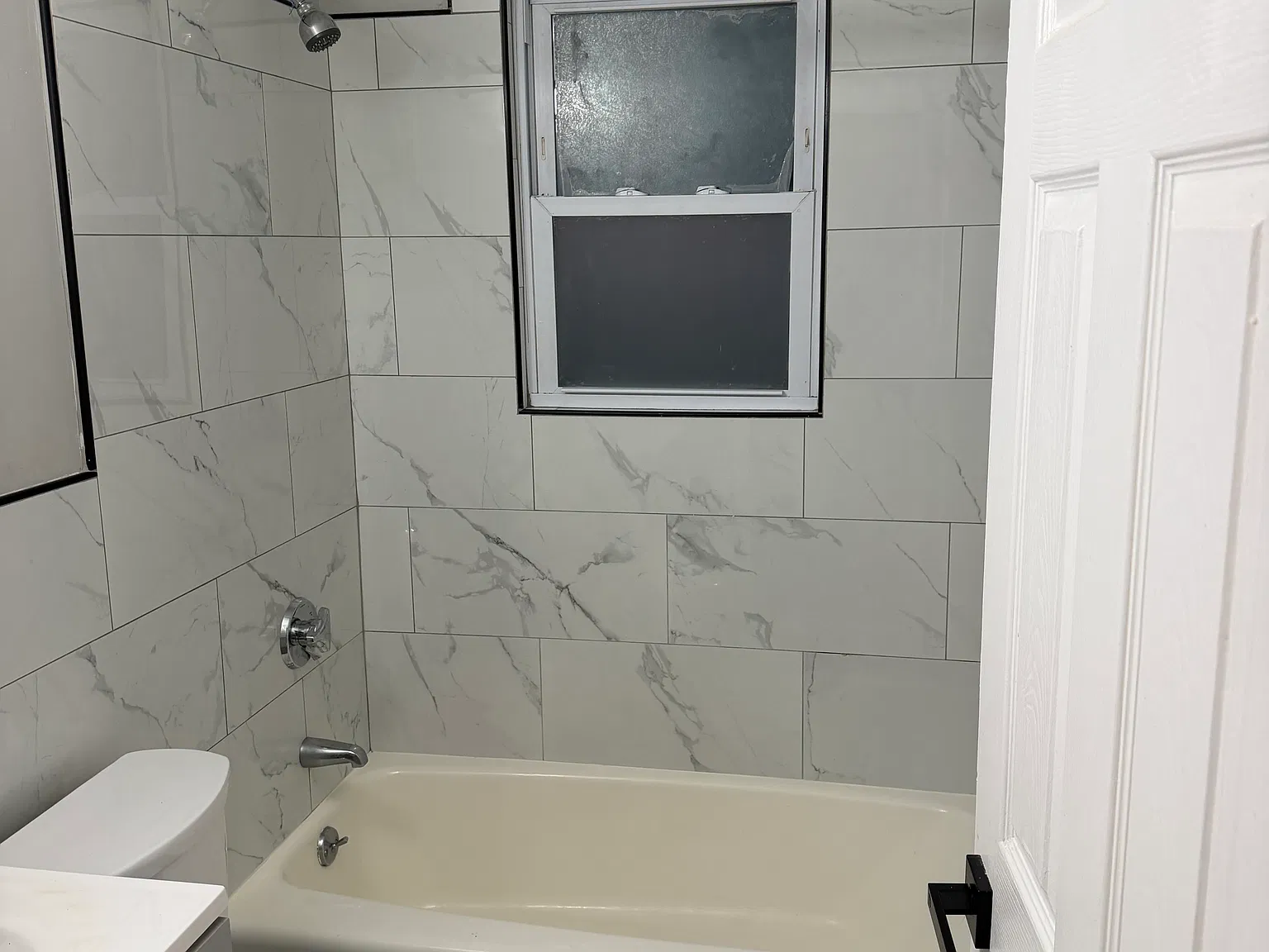 2 bed, $2,700 — Photo 3