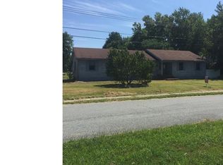 303 Railroad Ave, Ellendale, DE 19941