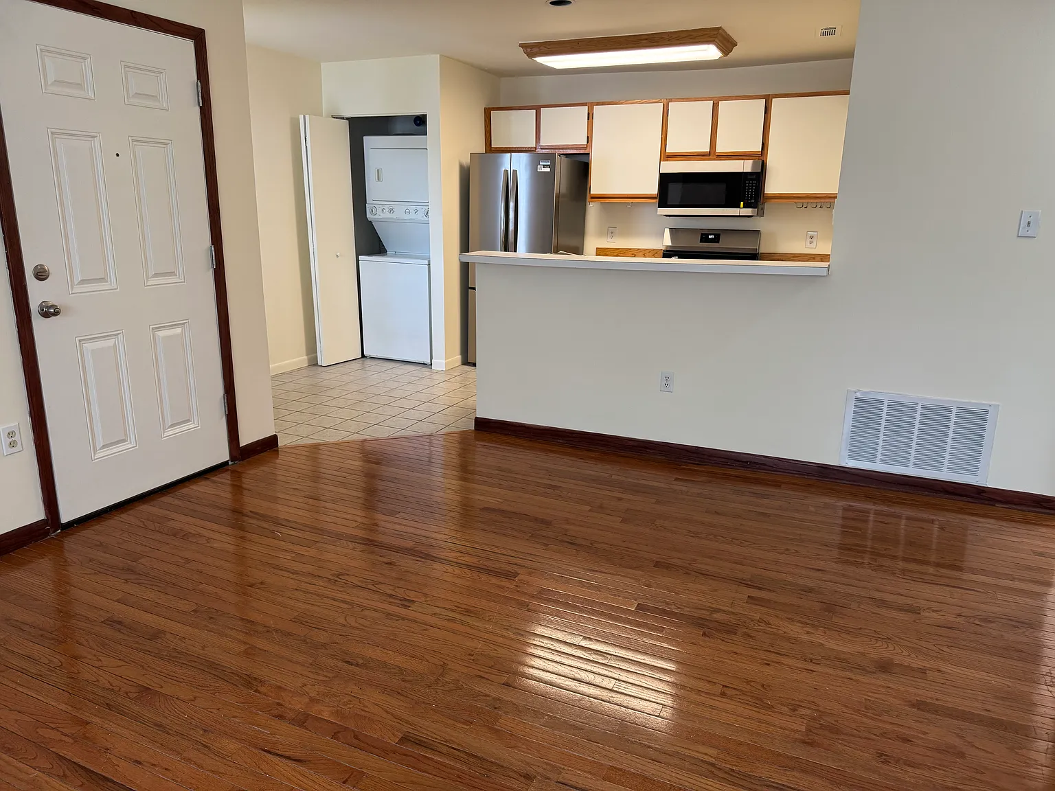 1 bed, 700 sqft, $1,650 — Photo 4