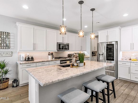 3rd image of 20632 W Park Meadows Dr