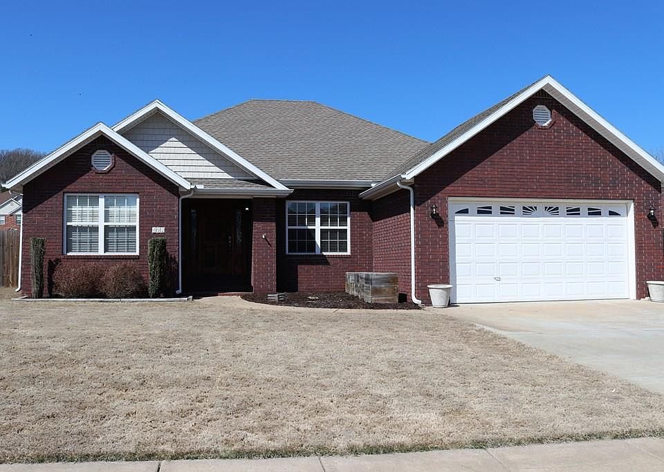 1st image of 692 W Partridge Dr