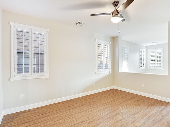 5th image of 2505 Cockatiel Dr