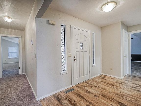 3rd image of 2301 Hidden Lake Dr