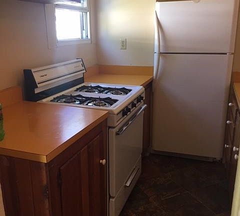 2nd image of 70 Elm St #B