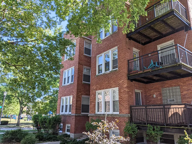 802 Brummel St #3 — Photo 2