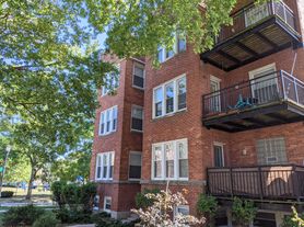 142 Elmwood Ave