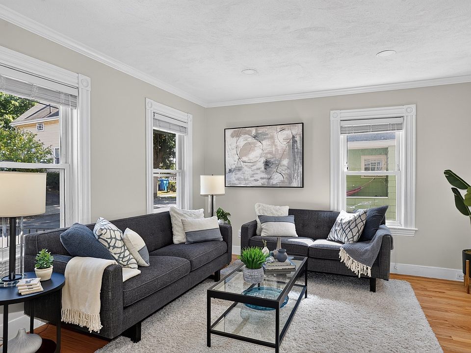 1st image of 56 Agassiz Ave