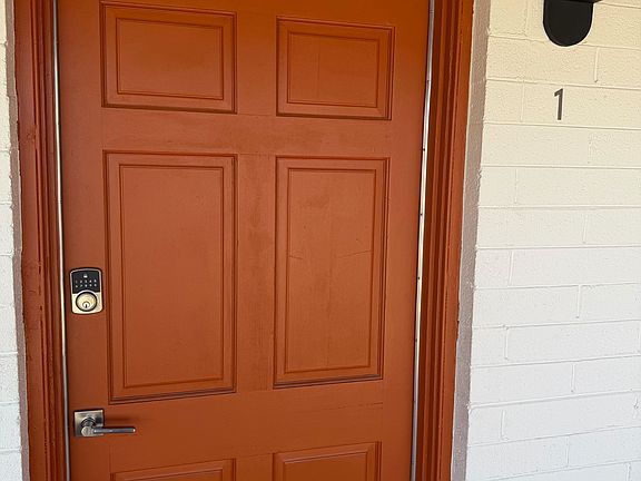5th image of 2731 E Montecito Ave #1