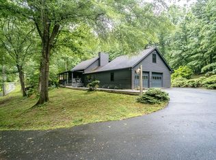 3918 Lakewood Dr, Barboursville, VA 22923