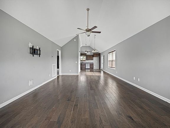 5th image of 1689 Taurus Farm Rd