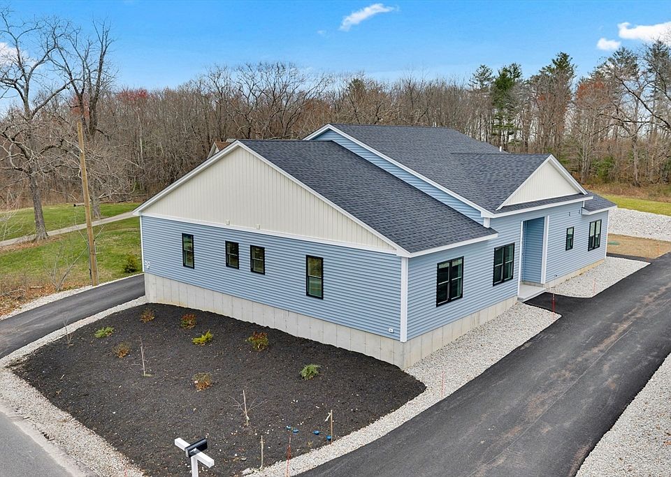 1st image of 7 L Stevens Rd #L