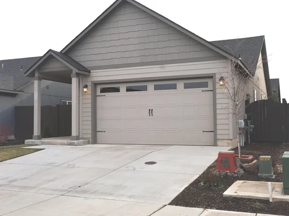 2474 NW Kingwood Ave, Redmond, OR 97756