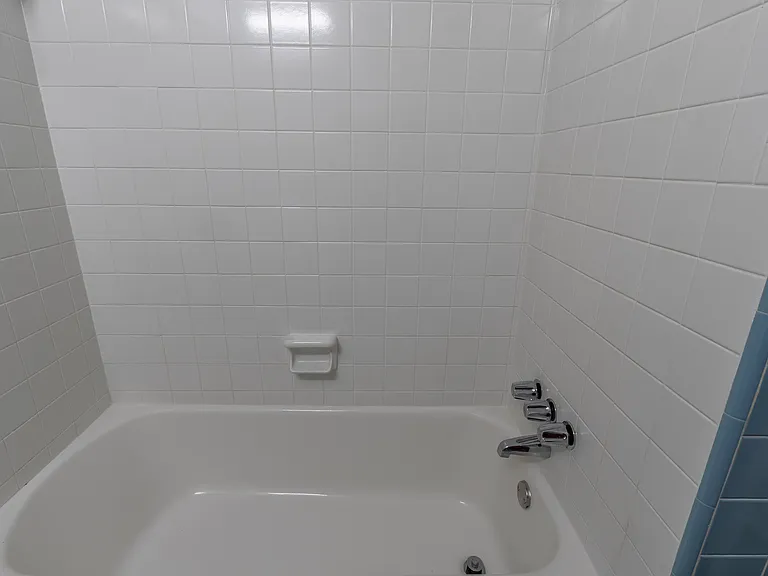 1545 Wynwood St — Photo 16