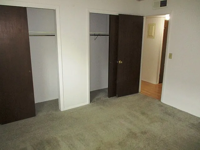 203 S Regency Dr #2A — Photo 7