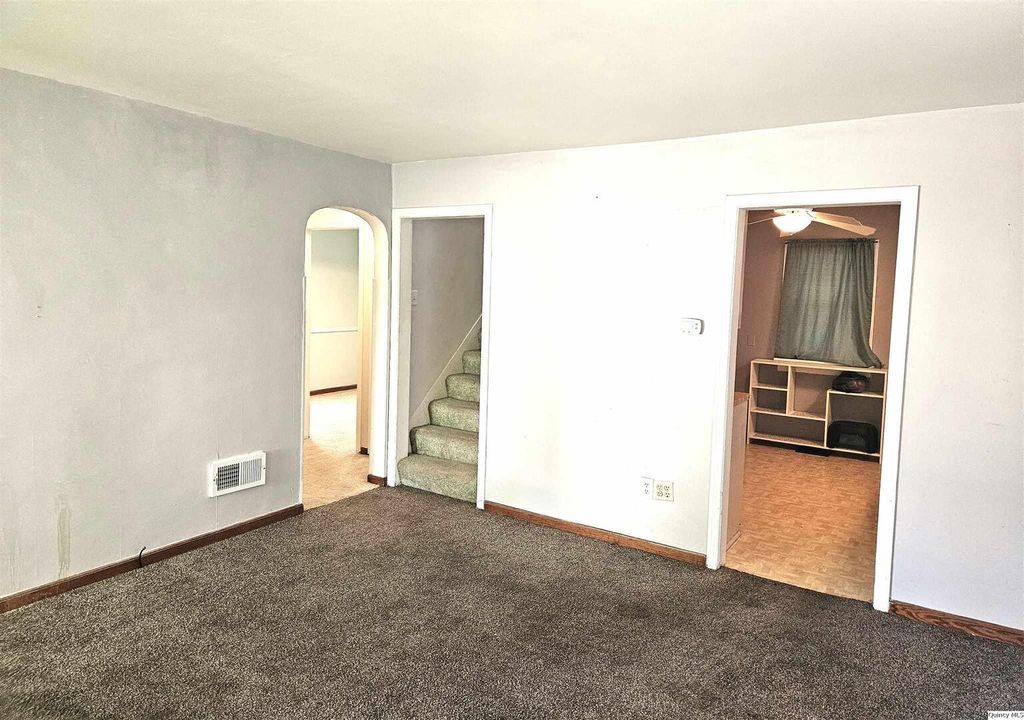 Apartment in Quincy, Adams - View 5