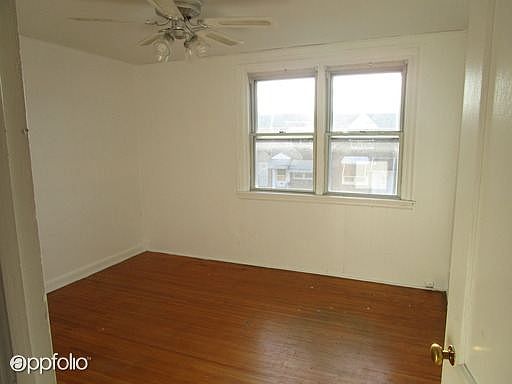 5th image of 4618 Weymouth St