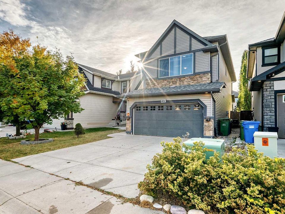 1st image of 168 Royal Oak Ter NW