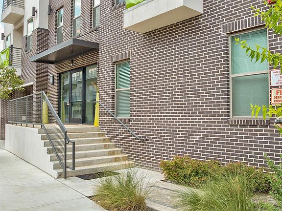3rd image of 2712 Wingate St #201