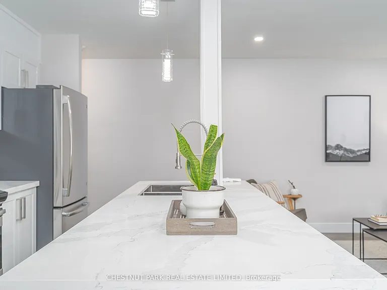 42 Cavell Ave — Photo 6