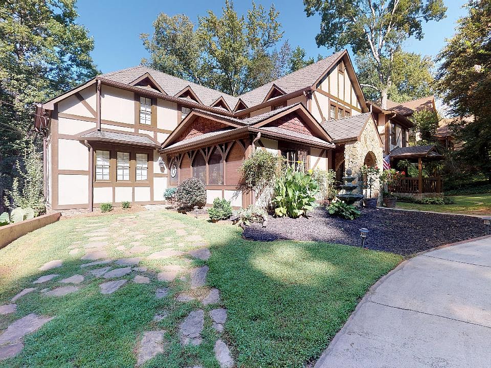 1st image of 2349 Habersham Dr SW