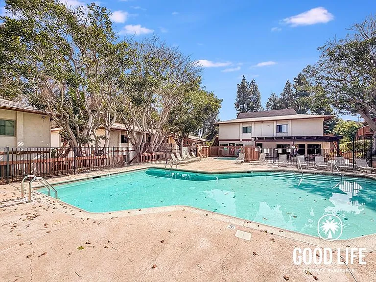 6386 Rancho Mission Rd #308 — Photo 10