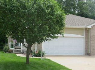 119 McKenzie Cir, Council Bluffs, IA 51503
