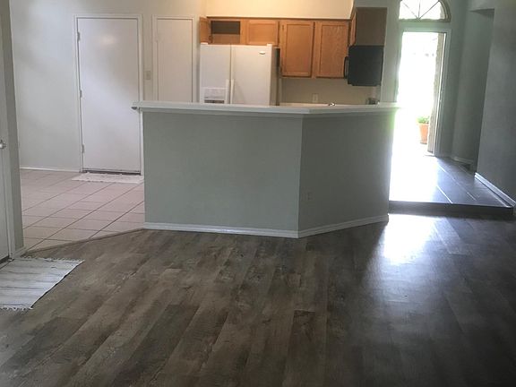 5th image of 8300 Mauai Dr