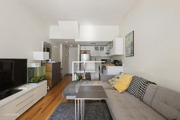 Rented by Corcoran | media 22