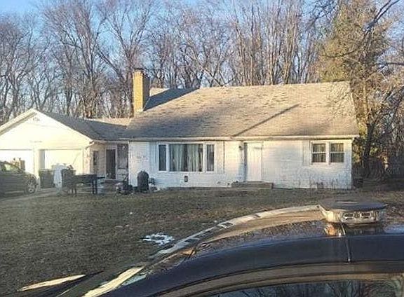 2nd image of 423 Gingham Ave
