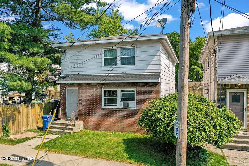 4th image of 57 Twiller Street