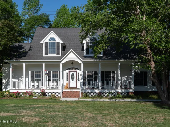 3655 Hillcrest Drive, Farmville, NC 27828