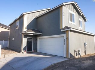 1101 W Clark Pl, Connell, WA 99326