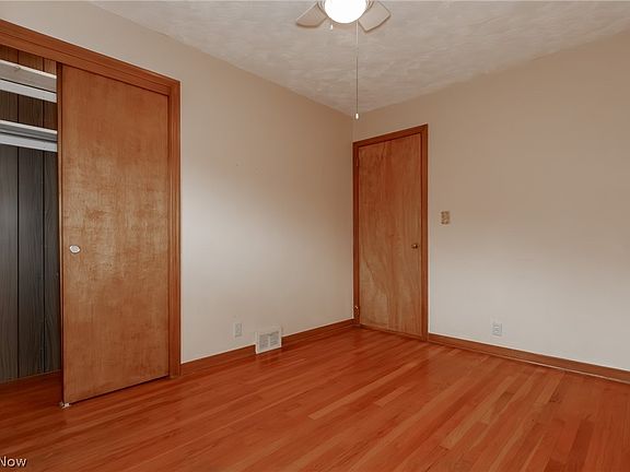 5th image of 11570 Girdled Rd