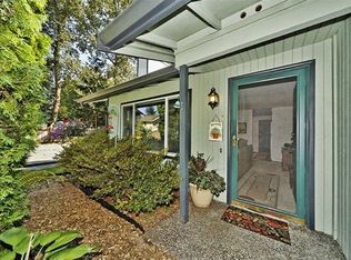 257 SE Croston Ln #A, Issaquah, WA 98027