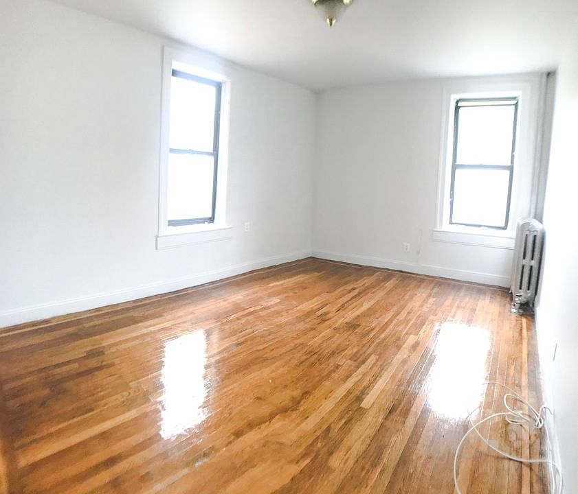 2nd image of 140-18 Ash Ave #4A