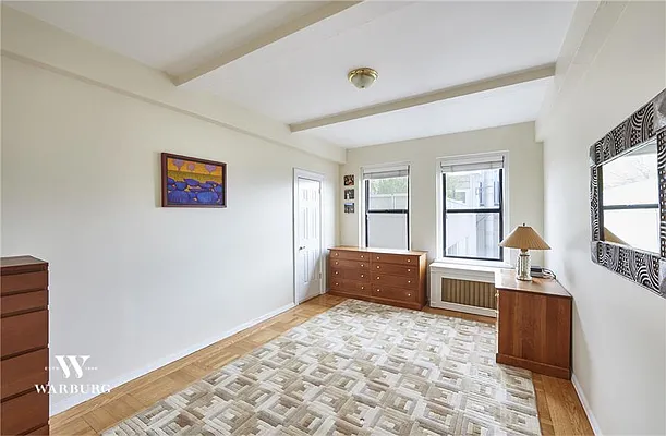 Sold by Warburg | media 3
