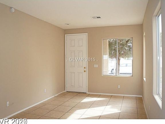 3rd image of 6632 Tulip Falls Dr