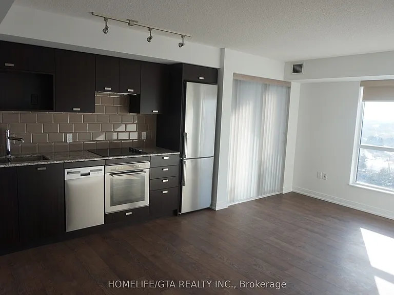 275 Village Green Sq #1522 — Photo 9
