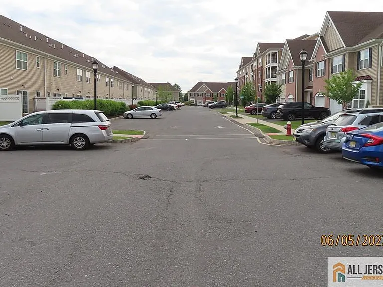 544 E Celebration Way #544 — Photo 30