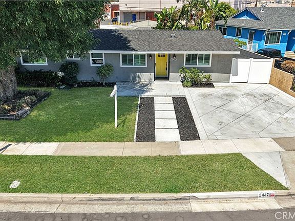 5th image of 2447 Clarke Ave