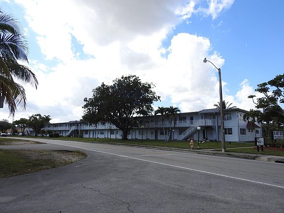 3rd image of 20310 NE 2nd Avenue #K16
