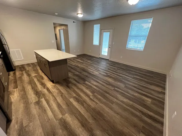 130 7th St #C204, Ogden, UT 84404