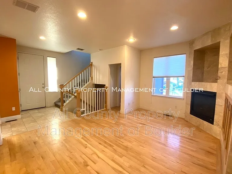 519 Sierra Ave — Photo 17