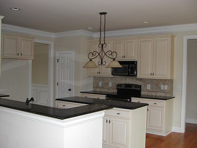 2nd image of 2004 Fern Cottage Ln