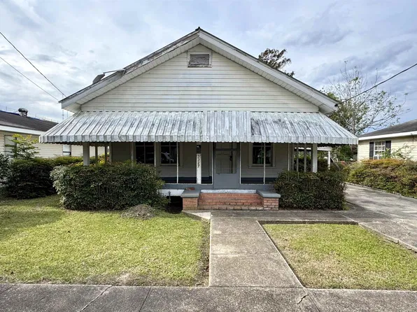3327 4th St, Berwick, LA 70342