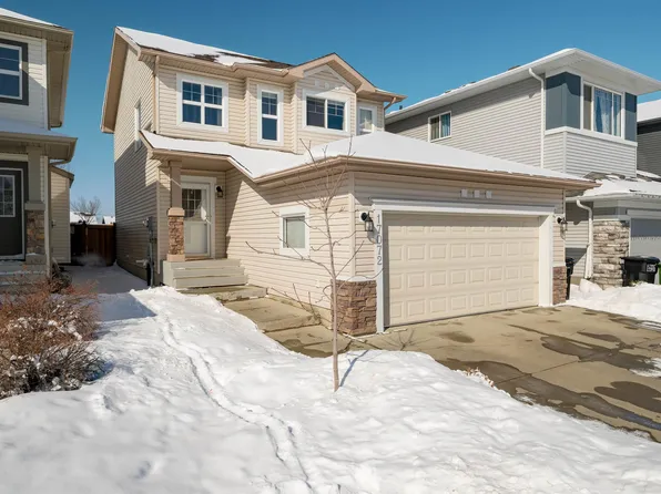 17072 81st St NW, Edmonton, AB T5Z 0E1
