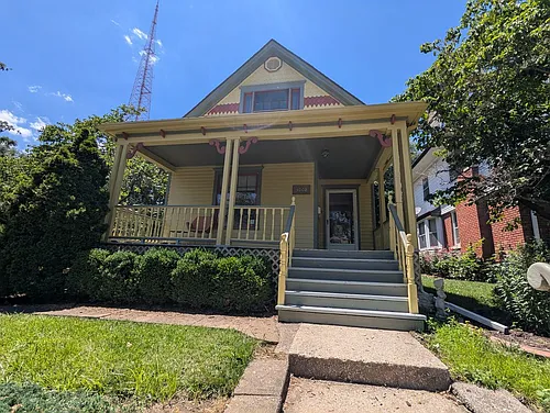 3008 Oak St #1 Photo 1