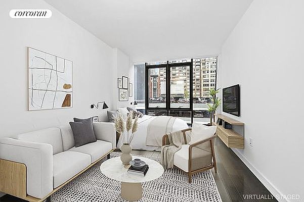 1st image of 7 E 30th St #2
